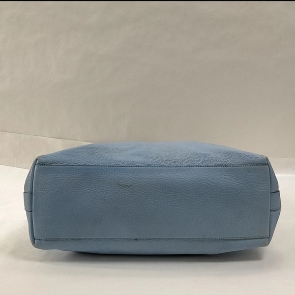 Gucci Baby Blue Shoulder Bag - Picture 5 of 9